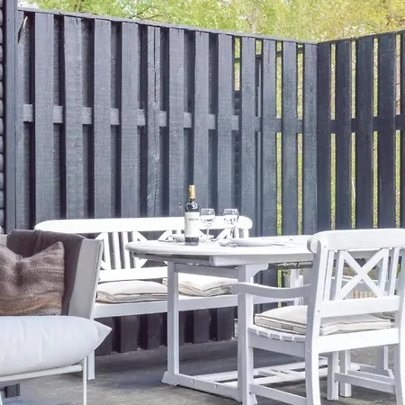 Two-bedroom Holiday In Hornbak Hornbæk