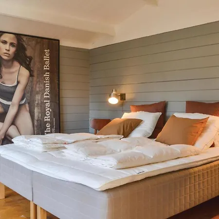 Feriehus Two-bedroom Holiday In Hornbak *